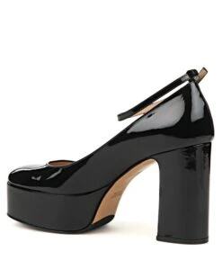 NEW YORK -Hispanitas Shoes Shop 32014922 03 1 1