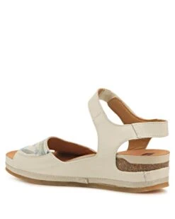 213 -Hispanitas Shoes Shop 39942905 03