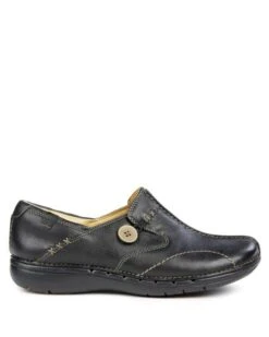 Clarks Un Loop